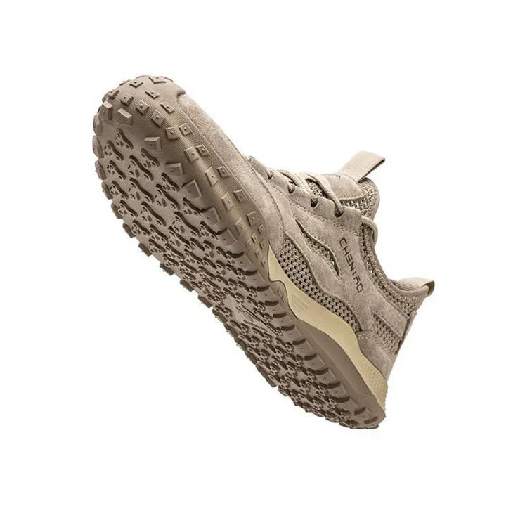 Atmungsaktive und rutschfeste Cheniro-Sneaker