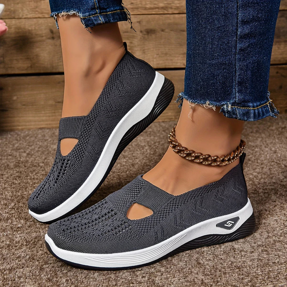 CloudWear™ – Atmungsaktive und äußerst bequeme orthopädische Sneakers für Damen